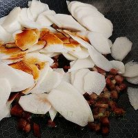 酱香菇肉脆山药的做法图解3