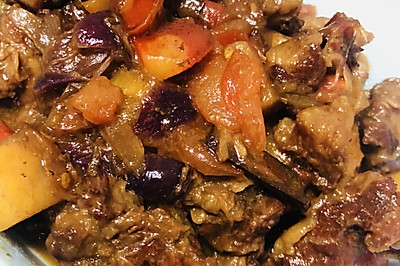【胡萝卜土豆炖牛腩】汁香肉糜好吃到不行