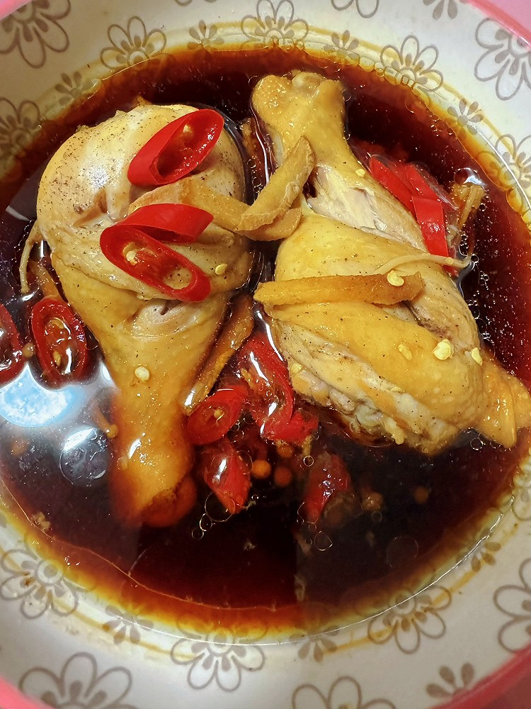 金针菇蒸鸡腿的做法