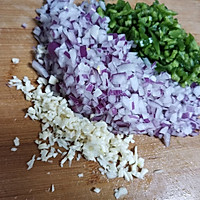 生煎腊肉包的做法图解3