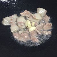 平菇炒肉片的做法图解5