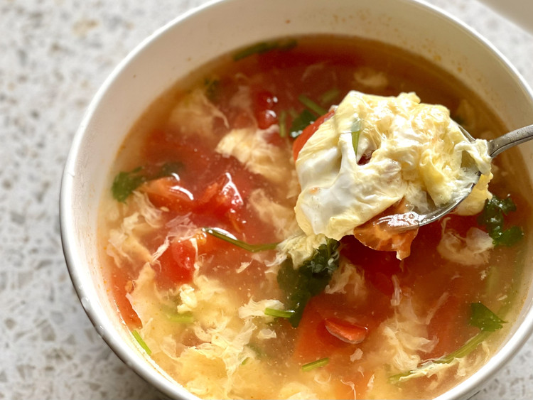 超低热量清爽西红柿鸡蛋汤的做法