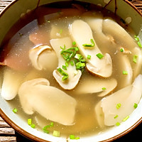 早春初鲜松茸火腿汤的做法图解7