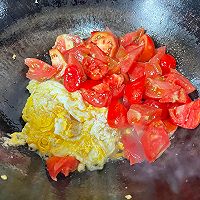 #《追着时间的厨房》节目同款美食复刻大赛#家常菜番茄炒蛋的做法图解4