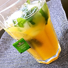 夏日。不輸coco的百香綠茶^^