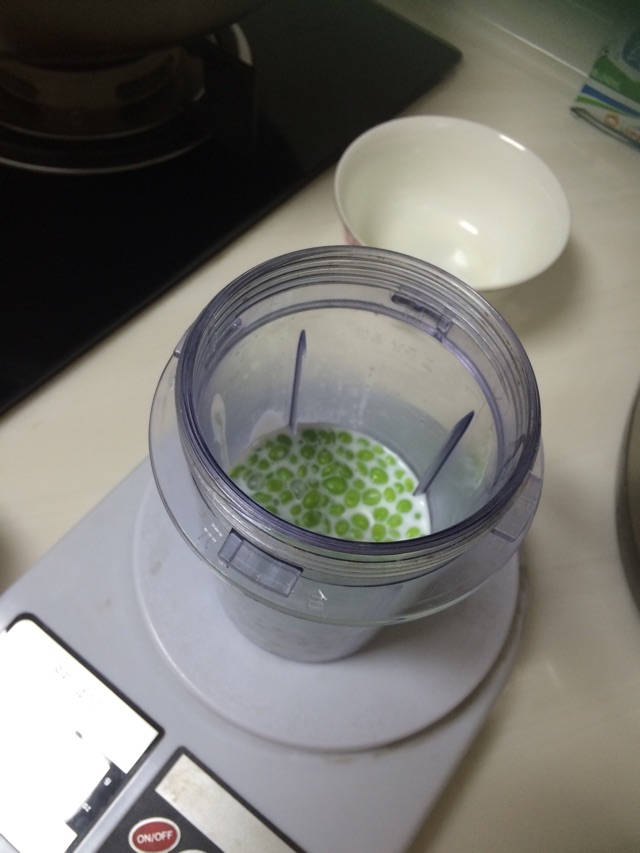 奶香青豆泥的做法图解3