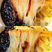 汤汁鲜美营养，好吃的清汤紫菜粉丝的做法图解10