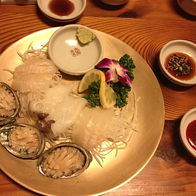 鲜活鲍鱼sashimi