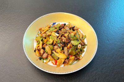 鲍鱼炒苦瓜