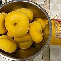 自制黄蟠桃罐头的做法图解1