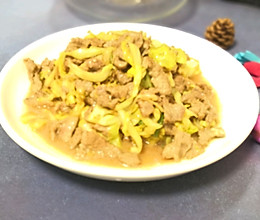 牛肉炒圆白菜的做法