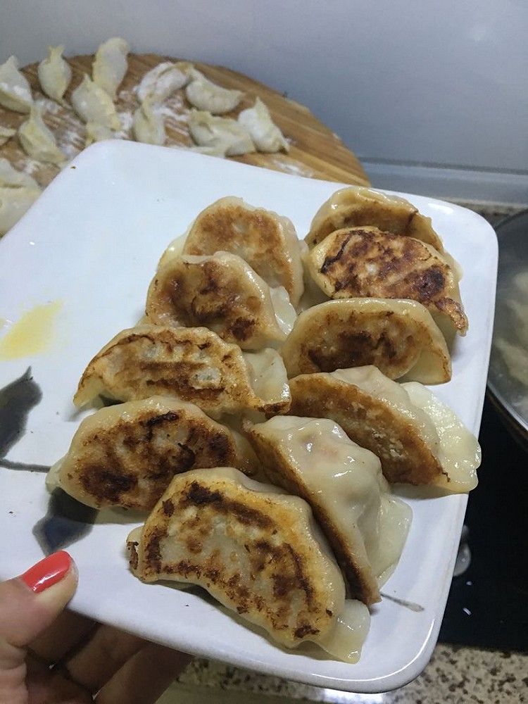 牛肉胡萝卜煎饺的做法