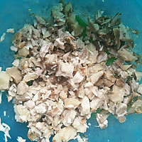 宝宝2岁辅食之香菇瘦肉海蛎粥的做法图解2