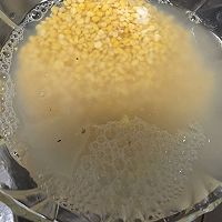 绿豆沙桃胶银耳羹的做法图解8