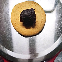 少油、外酥里糯之黄金南瓜饼的做法图解7
