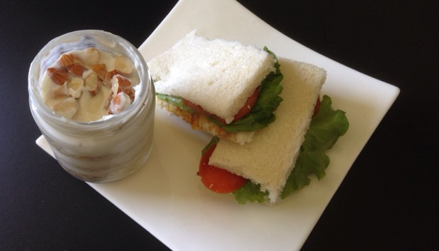 QQ小麦酸奶+三明治#急速早餐#的做法