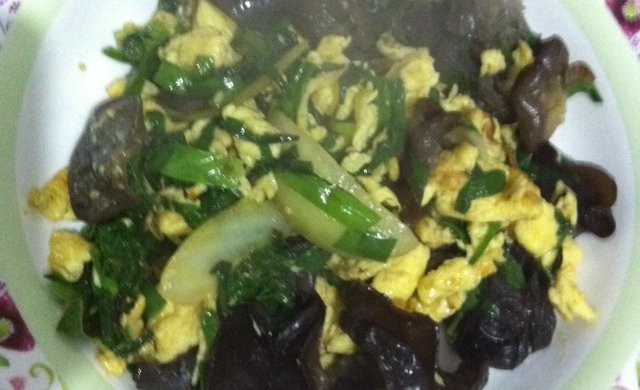 韭菜炒鸡蛋