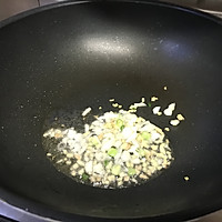 白菜炒木耳的做法图解7