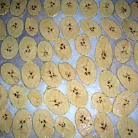 简单零食：平底锅/电饼铛做酥脆香蕉片的做法图解2
