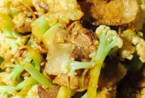 菜花炒肉片的做法
