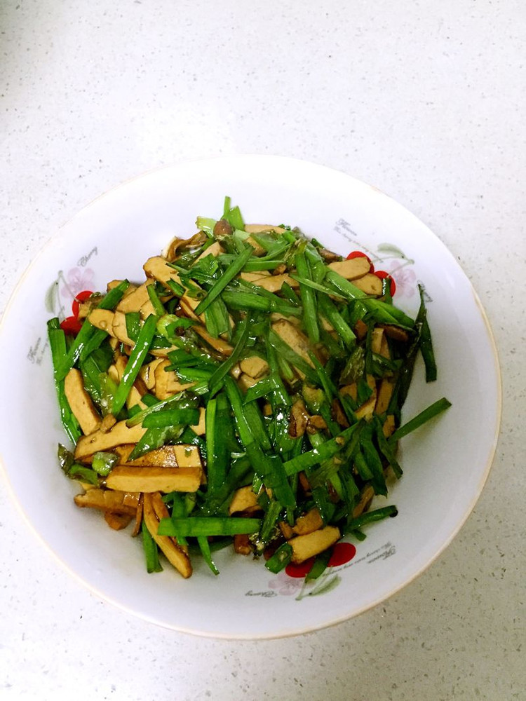 韭菜豆腐干的做法