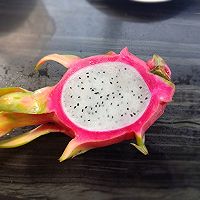 酸奶火龙果盏的做法图解4