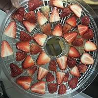 零添加草莓干的做法图解1