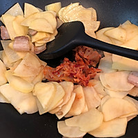 辣白菜炒土豆片的做法图解6