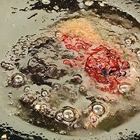 口味独特，色泽红亮，肥而不腻：回锅肉的做法图解10
