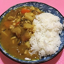 日式咖喱牛肉饭