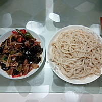 家常木耳皮牙子肉拌面的做法图解7