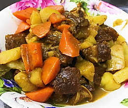 胡萝卜土豆炖牛肉的做法