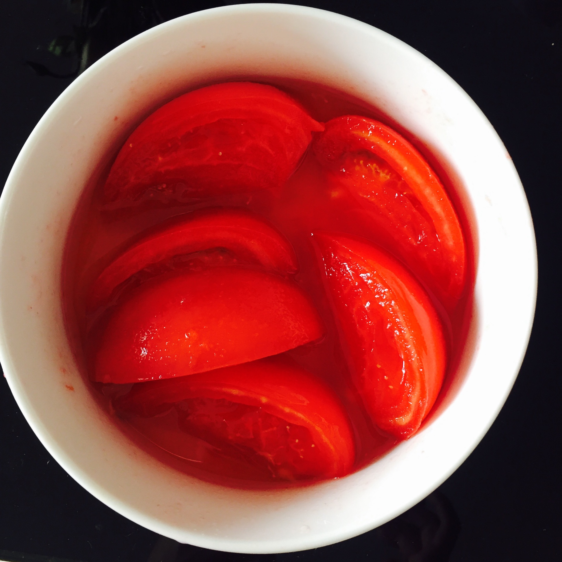 糖拌西红柿的做法_【图解】糖拌西红柿怎么做如何做好吃_糖拌西红柿家常做法大全_冰雪木糠杯_豆果美食