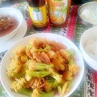 #太太乐鲜鸡汁芝麻香油#，鸡汁菜花炒肉片的做法图解7