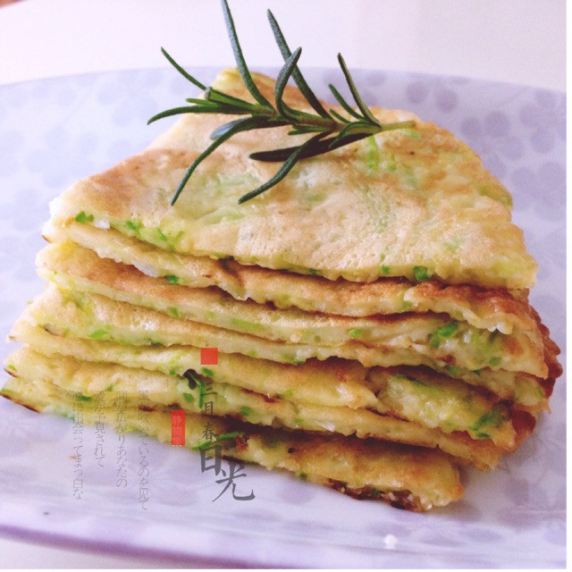 十分钟早餐 西葫芦香煎饼的做法
