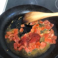 三丁茄汁焖虾的做法图解3