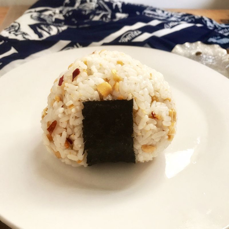 咸鸭蛋饭团的做法