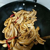 电饭煲卤鸭爪的做法图解4