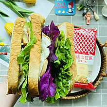 #丘比三明治#黑椒酱鸡肉饼蛋白蔬菜水果超能量三明治