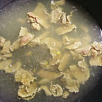 金针菇酸菜牛肉汤的做法图解7