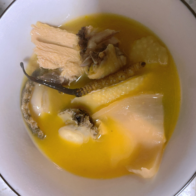 虫草鲍鱼花胶鸡的做法