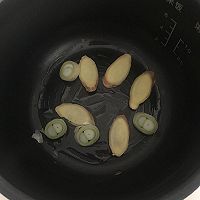 0盐 懒人版 电饭锅 红烧鸡翅的做法图解3