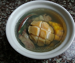 《妖妖家的厨房》药膳:鲍鱼炖排骨党参玉米汤的做法