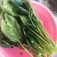 菠菜饼来喽的做法图解1