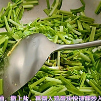 蒜黄炒鸡蛋的做法图解8