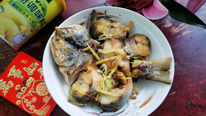 年年有余-香煎马友鱼