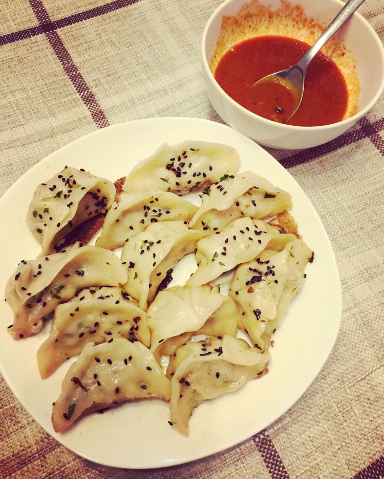 百香水饺（多种馅料）的做法图解2