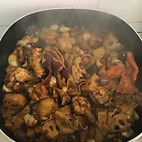 更适合制作中国美食的寿喜锅酱油－翅根焖锅的做法图解10