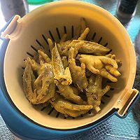 盐焗鸡爪的做法图解7