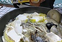 文蛤杂菌豆腐鲜鱼汤的做法
